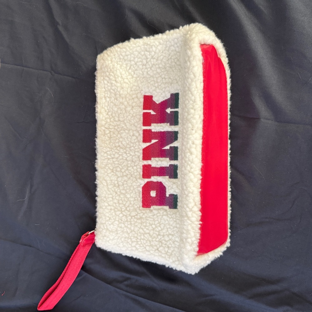 VS PINK Wristlet - Picture 2 of 10